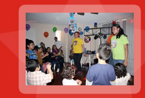Shows musicales, mini carnavalito con sonido, luces y recreacion.